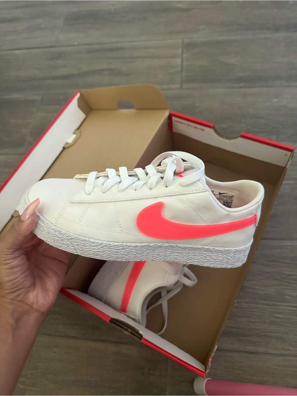 Nike blazer low hot pink - Picture 2 of 4